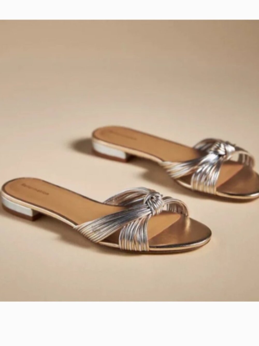Reformation Peridot Mignon Knot Flat Sandal Leather Gold/Silver 8